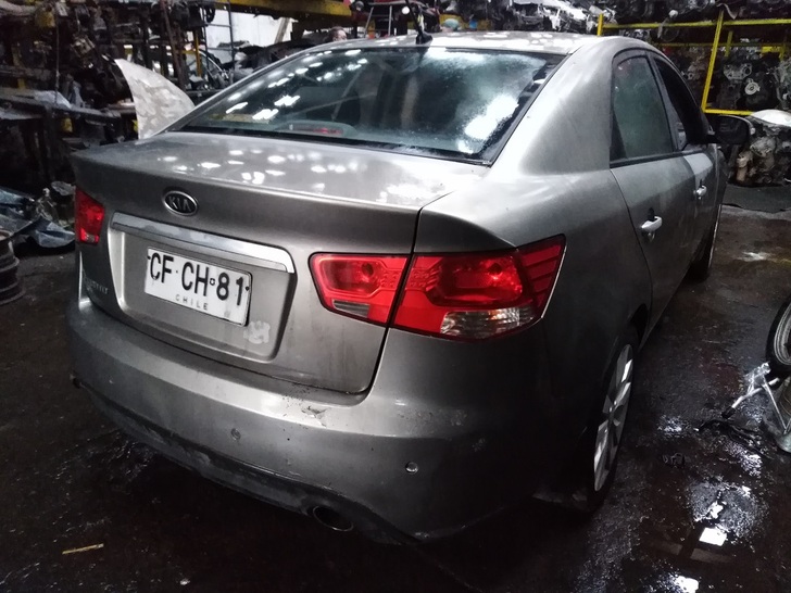  Kia CERATO 2010    EN DESARME